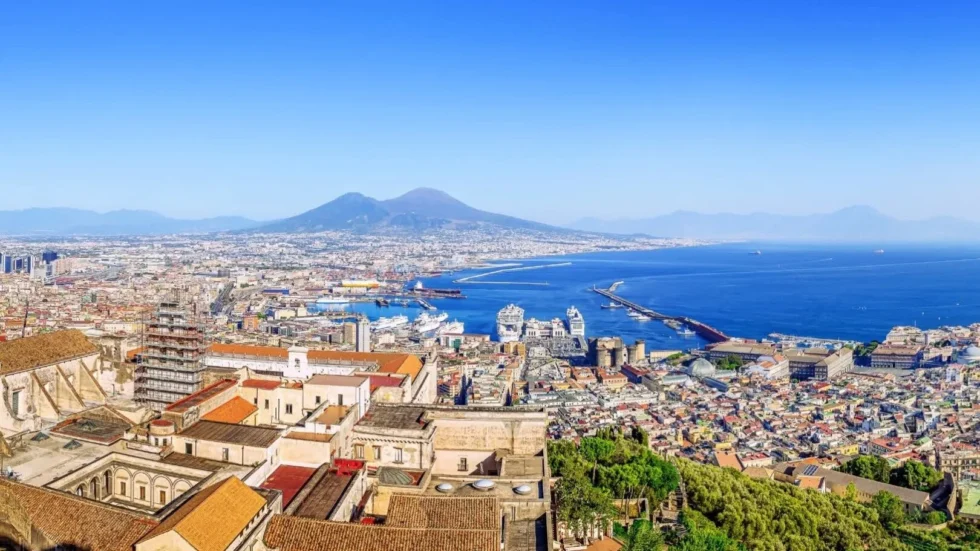 Napoli, spiagge blindate: dopo il caos dell’1 maggio scatta il piano "Litorale Sicuro"