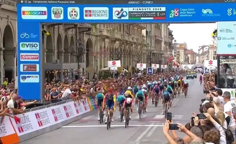 Campionato Nazionale ciclismo: Milan d’Italia! Jonathan conquista il tricolore