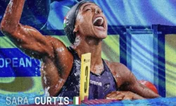 Sara Curtis