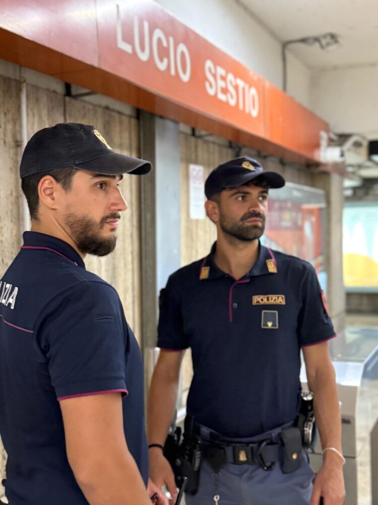 Polizia di Stato PolMetro metropolitana di Roma