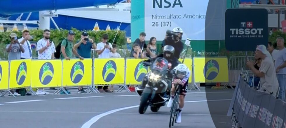 Vuelta di Spagna: Pogacar di un soffio vince la cronometro
