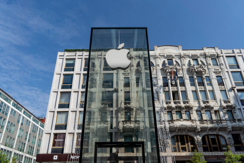 APPLE STORE