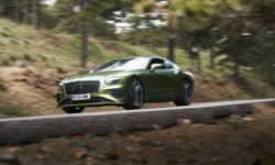 Bentley: il nuovo Torcal eleva il marchio londinese
