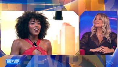 Megan Ria spegne il gossip su Franceska ed Elodie, ma Selvaggia Lucarelli la punzecchia
