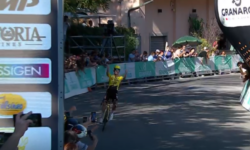 Giro Emilia, vittoria stupenda di Davide Piganzoli